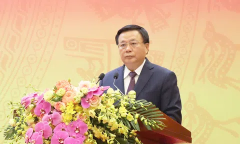 Một số vấn đề về xây dựng, hoàn thiện hệ thống pháp luật*