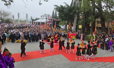 Linh thiêng Lễ hội Tây Thiên Xuân Ất Tỵ 2025