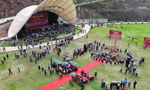 Sôi nổi Lễ hội Cầu mưa của người Thái trắng ở Mộc Châu