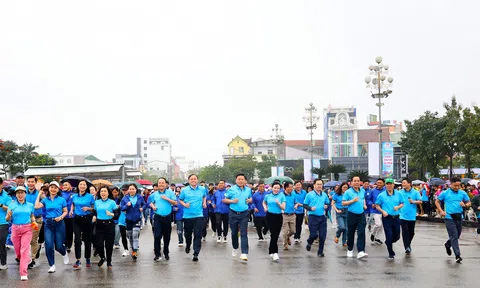 Nghệ An: Gần 3.000 người tham gia “Ngày chạy Olympic vì sức khỏe toàn dân”