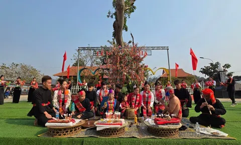 Lễ hội Hết chá: Di sản văn hoá phi vật thể quốc gia của người Thái trắng Mộc Châu