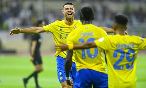 Ronaldo lập hat-trick, Al Nassr thắng tưng bừng