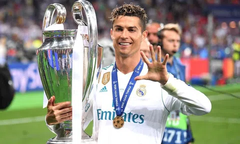 Được hỏi thật lòng, Ronaldo sẵn sàng đổi 5 Champions League lấy World Cup?