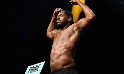 Cuộc đại chiến giữa Jon Jones và Stipe Miocic chứng kiến mức giá vé "trên trời"