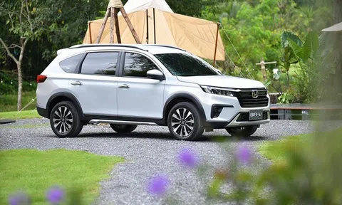 Giá lăn bánh ‘kẻ thách thức Mitsubishi Xpander’ cực rẻ nhờ ưu đãi khủng, đe dọa Toyota Veloz Cross