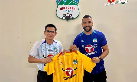 Đồng đội cũ Neymar gia nhập CLB HAGL