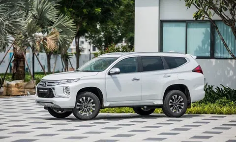 Giá lăn bánh ‘kình địch’ của Toyota Fortuner cực hời với ưu đãi khủng, quyết soán ngôi Ford Everest