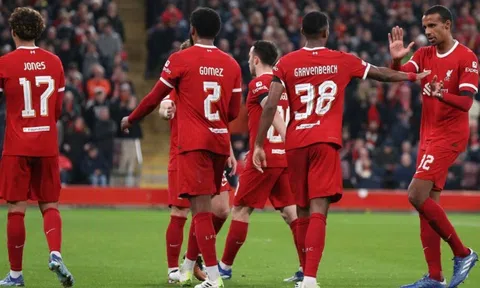 Đẳng cấp chênh lệch, Liverpool khẳng định vị trí số 1