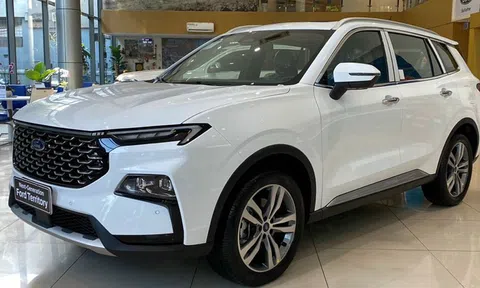 Đối thủ ‘khó nhằn’ của Honda CR-V ưu đãi khủng hơn 150 triệu đồng, tham vọng soán ngôi Mazda CX-5