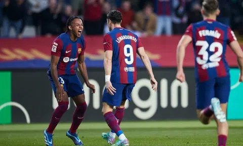 Barcelona giành chiến thắng nhọc nhằn, tiếp tục bám đuổi ngôi đầu La Liga