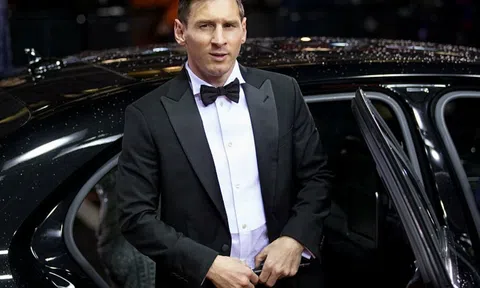 Xưng vương bóng vàng, Messi nhận luôn vinh dự số 1 tại Inter Miami