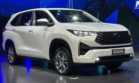 Toyota Innova 2023 giá chỉ 528 triệu đồng, ‘cháy hàng’nhờ thiết kế siêu chất, khách mua phải chờ 1 năm