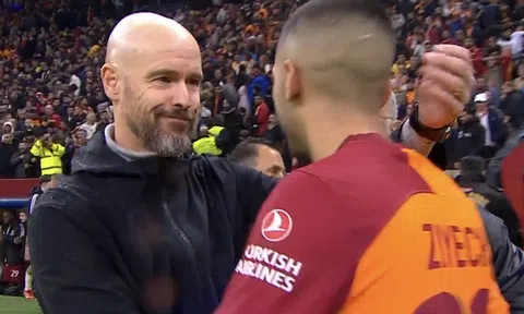 Ten Hag có hành động không thể chấp nhận, CĐV đòi sa thải ngay lập tức