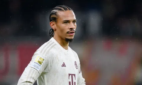 Bayern thảm bại 1-5 trước ngày đụng độ Man United