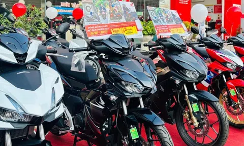 Honda Winner X ưu đãi sốc gần 20 triệu đồng, quyết tâm đánh bật Yamaha Exciter khỏi cuộc đua