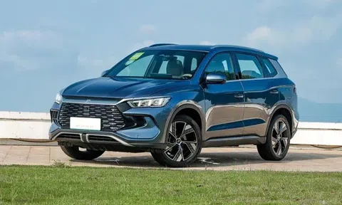 ‘Pháp sư’ SUV cỡ C đẹp mê ly giá 424 triệu đồng rẻ như Hyundai Grand i10, trang bị lấn át Mazda CX-5