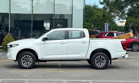 Quên Ford Ranger đi, khách Việt chú ý ‘vua bán tải’ Mazda đang giảm giá sốc chỉ còn 529 triệu đồng