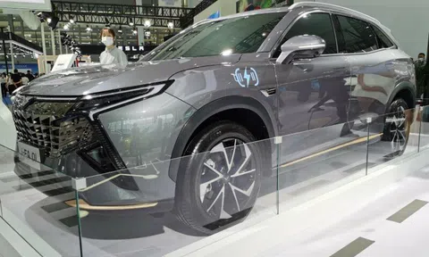 SUV ‘ngon, bổ, rẻ’ giá 326 triệu đồng khiến Mazda CX-5 bị thất sủng: Kích thước ‘nhỉnh’ hơn cả Honda CR-V