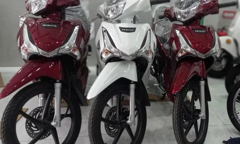 Tin xe trưa 15/1: Honda Future 125 2024 cập bến đại lý với giá cực rẻ, đẹp hơn Wave Alpha và RSX