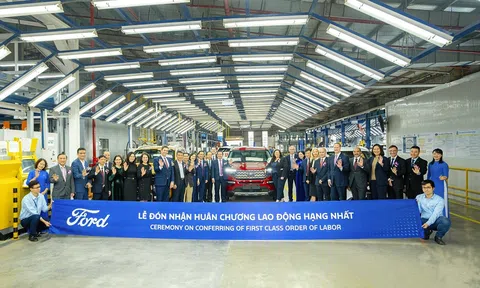 Ford Việt Nam đón nhận Huân Chương Lao Động hạng Nhất, ghi kỷ lục bán hàng năm 2023