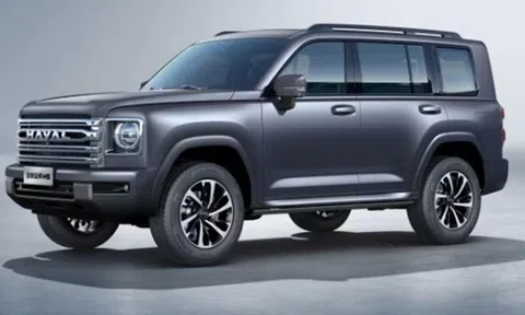 Hé lộ ‘ác mộng’ của Toyota Fortuner: Thiết kế so kè Hyundai Santa Fe, trang bị đe nẹt Ford Everest