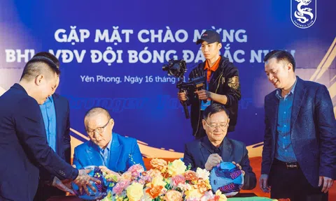 CLB thầy Park đầu quân khẳng định là đại gia mới của bóng đá Việt