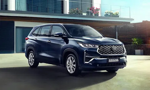 Khách hàng ùn ùn mua Toyota Innova Hycross với giá chỉ từ 559 triệu đồng, rẻ như Mitsubishi Xpander