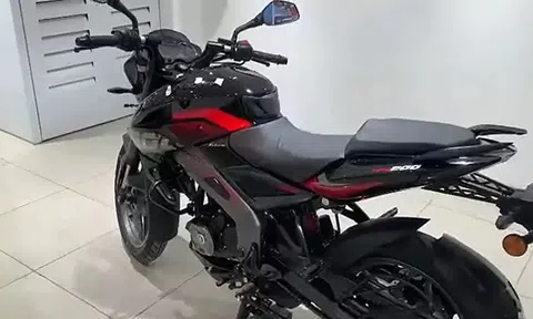 ‘Quái kiệt’ côn tay 200cc về đại lý: Giá hơn 40 triệu đồng, có ABS 2 kênh ăn đứt Winner X và Exciter