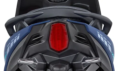 Đại chiến Honda Air Blade, Yamaha ra mắt ‘tân binh’ xe tay ga thể thao như Vario, giá 61 triệu đồng