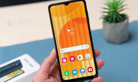 Điện thoại Samsung Galaxy A04s giá rẻ chỉ 2,5 triệu, tính năng xịn chẳng kém Galaxy S23, pin trâu dùng cả ngày