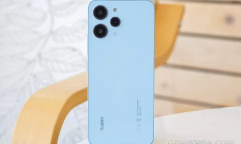 Cầm 3 triệu rinh ngay điện thoại Xiaomi thiết kế đẹp như iPhone 15 Pro Max, màn hình rộng chẳng kém Galaxy S24 Ultra