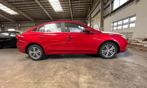 ‘Kẻ ngáng đường Mazda3’ cập bến Việt Nam với giá rẻ giật mình, đe dọa cả xe cỡ A như Kia Morning