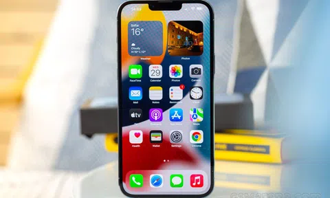 iPhone 13 Pro Max 128GB giảm sập sàn cuối tháng 3, trang bị xịn sò vẫn được chuộng hơn iPhone 14, so kè Galaxy S23 Ultra