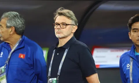 Thực hư việc HLV Troussier trở thành GĐKT mới của Indonesia