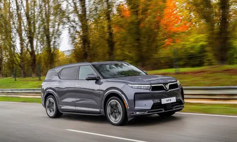 Lựa chọn SUV cỡ lớn tầm giá 1,5 tỷ đồng: VinFast VF 9 không có đối thủ