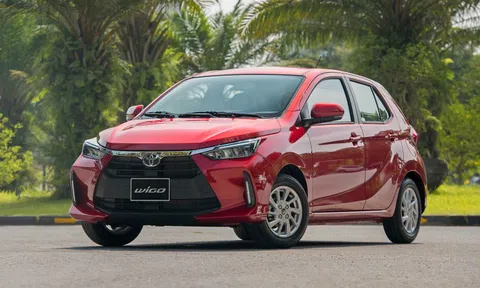 Quên Kia Morning và Hyundai Grand i10 đi, mẫu hatchback rẻ nhất của Toyota đang giảm giá kỷ lục