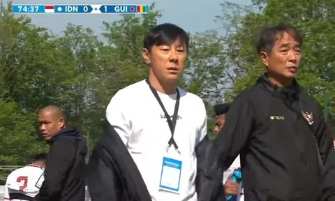 HLV Shin Tae Yong khóc rất nhiều vì U23 Indonesia thua trận