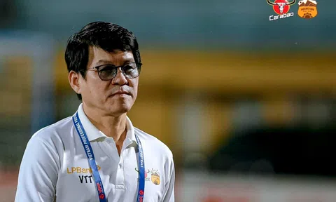 HLV Vũ Tiến Thành: 'Nói HAGL thời HLV Kiatisak đá đẹp không hẳn đúng'