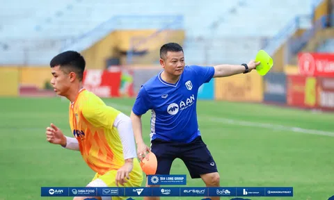 Văn Quyến lên tập trung ĐT Việt Nam?