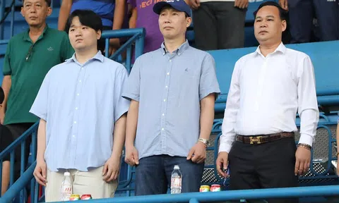 HLV Kim Sang Sik chú ý một cầu thủ nhập tịch Việt Nam