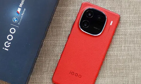 Bom tấn giá rẻ, chip Snapdragonn 8 Gen 4 áp đảo Galaxy S24 Ultra, màn đẹp như iPhone 15 Pro Max