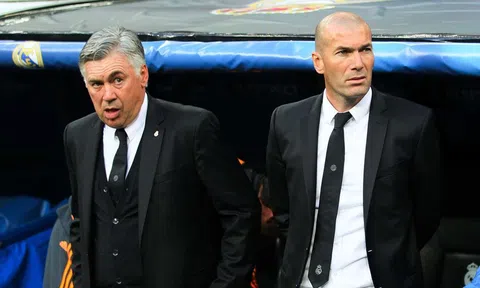HLV Ancelotti tiết lộ từng bất lực khi "xử lý" Zidane
