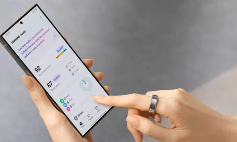 Galaxy Ring có thể phát sáng nhấp nháy để người dùng dễ tìm thấy