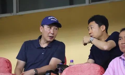 HLV Kim Sang Sik có thay đổi đầu tiên với ĐT Việt Nam, khác biệt HLV Troussier