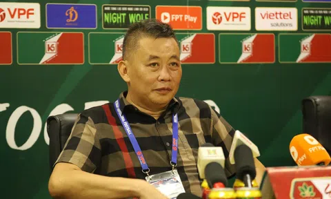 HLV Bình Định nói lý do không đăng kí Văn Lâm, dùng đội dự bị trước HAGL