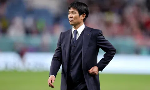 Cùng bảng với Indonesia, HLV ĐT Nhật Bản thừa nhận gặp khó