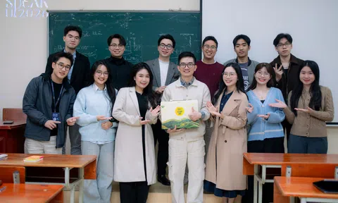 Training xử lý tình huống: Hành trang giúp Top 10 làm chủ mọi sân khấu