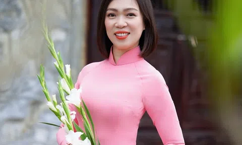 Á hậu Lê Thị Khánh Vân mặc áo dài đẹp hóa "nàng thơ" đón Tết Nguyên đán 2024 tại Tuyên Quang