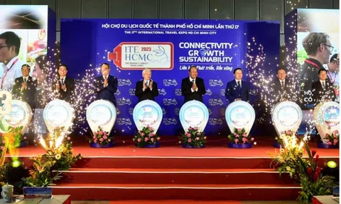 Khai mạc hội chợ du lịch quốc tế lớn nhất khu vực