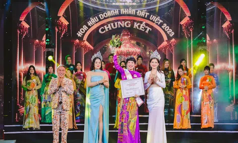 Người đẹp áo dài trong Hoa hậu Doanh nhân đất Việt 2023 là ai?